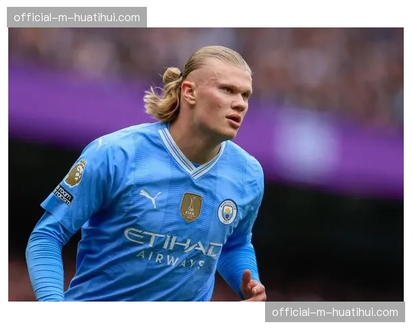 评论:哈兰德是否应该为了国家队荣誉而改变俱乐部踢法? 评论:哈兰德是否应该为了国家队荣誉而改变俱乐部踢法?