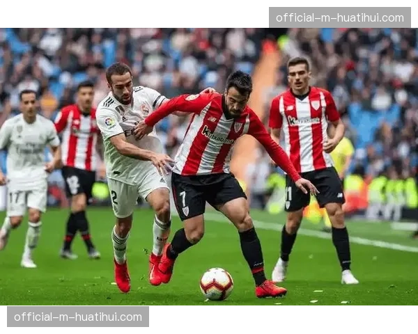 西甲战报:塞维利亚0-0战平毕尔巴鄂竞技,双方门将屡献神扑 西甲战报:塞维利亚0-0战平毕尔巴鄂竞技,双方门将屡献神扑